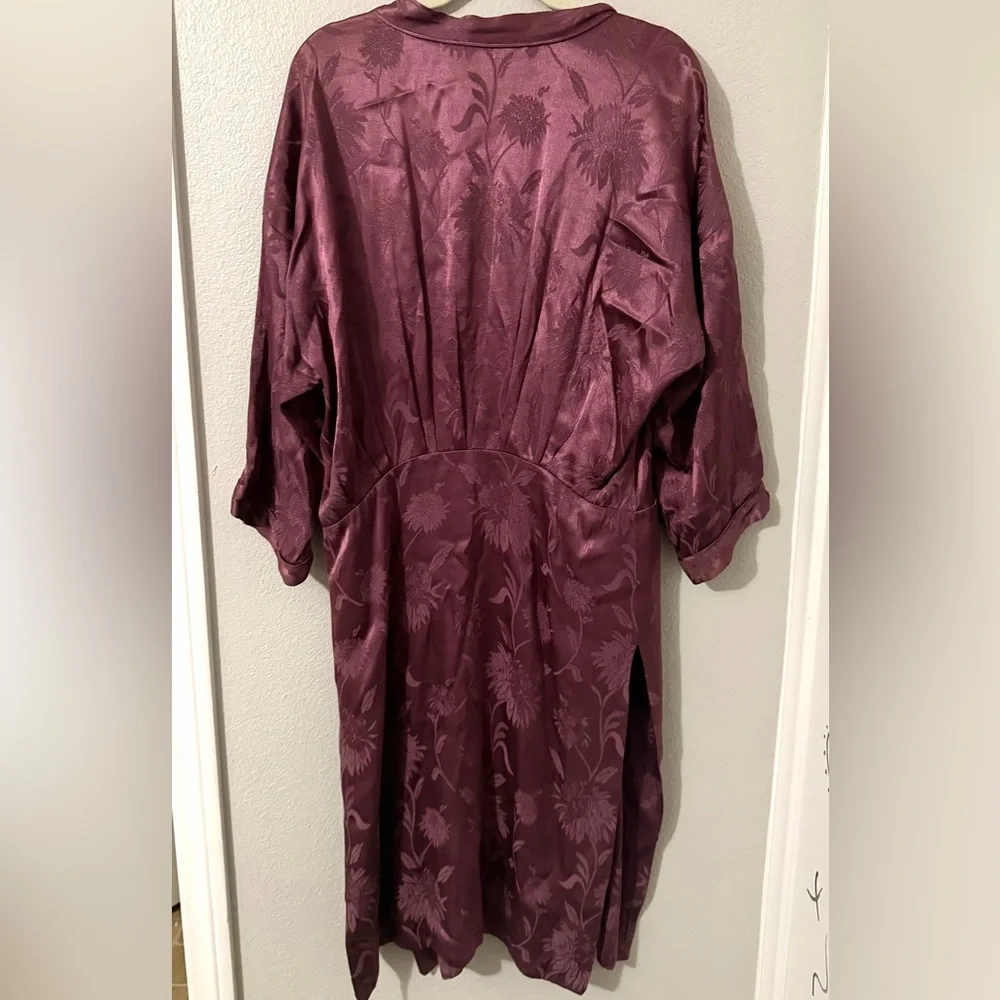 Zara Woman Jacquard Purple Floral Robe Small - Picture 3 of 4